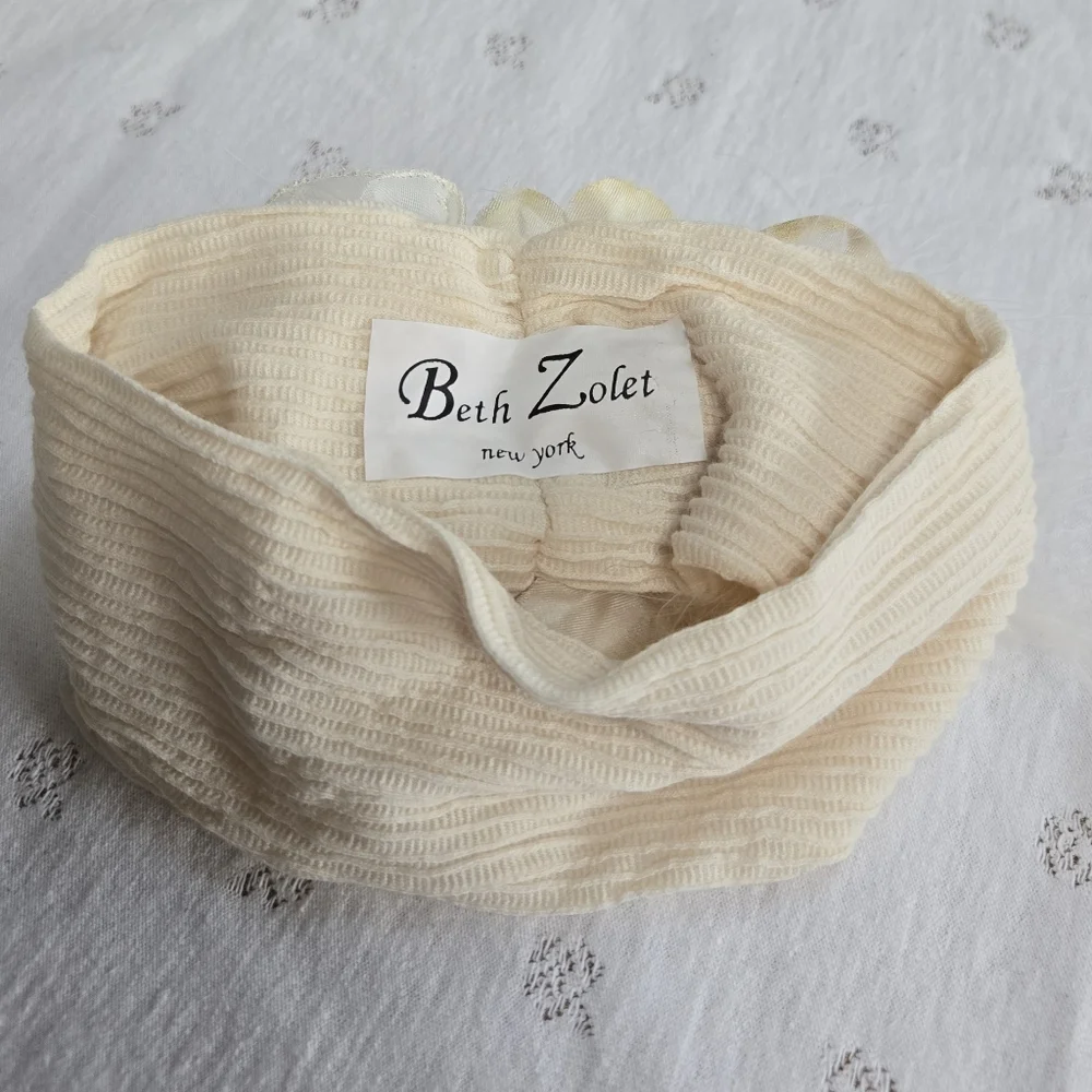 Vintage Barneys New York Beth Zolet Cream Textured Floral Girls Headband